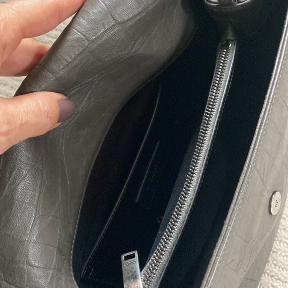 Yves Saint Laurent bag - Picture 4 of 4